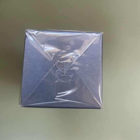 New in Box RevitaLash Advanced Sensitive Eyelash Conditioner/Serum - 2ml - Picture 7 of 7